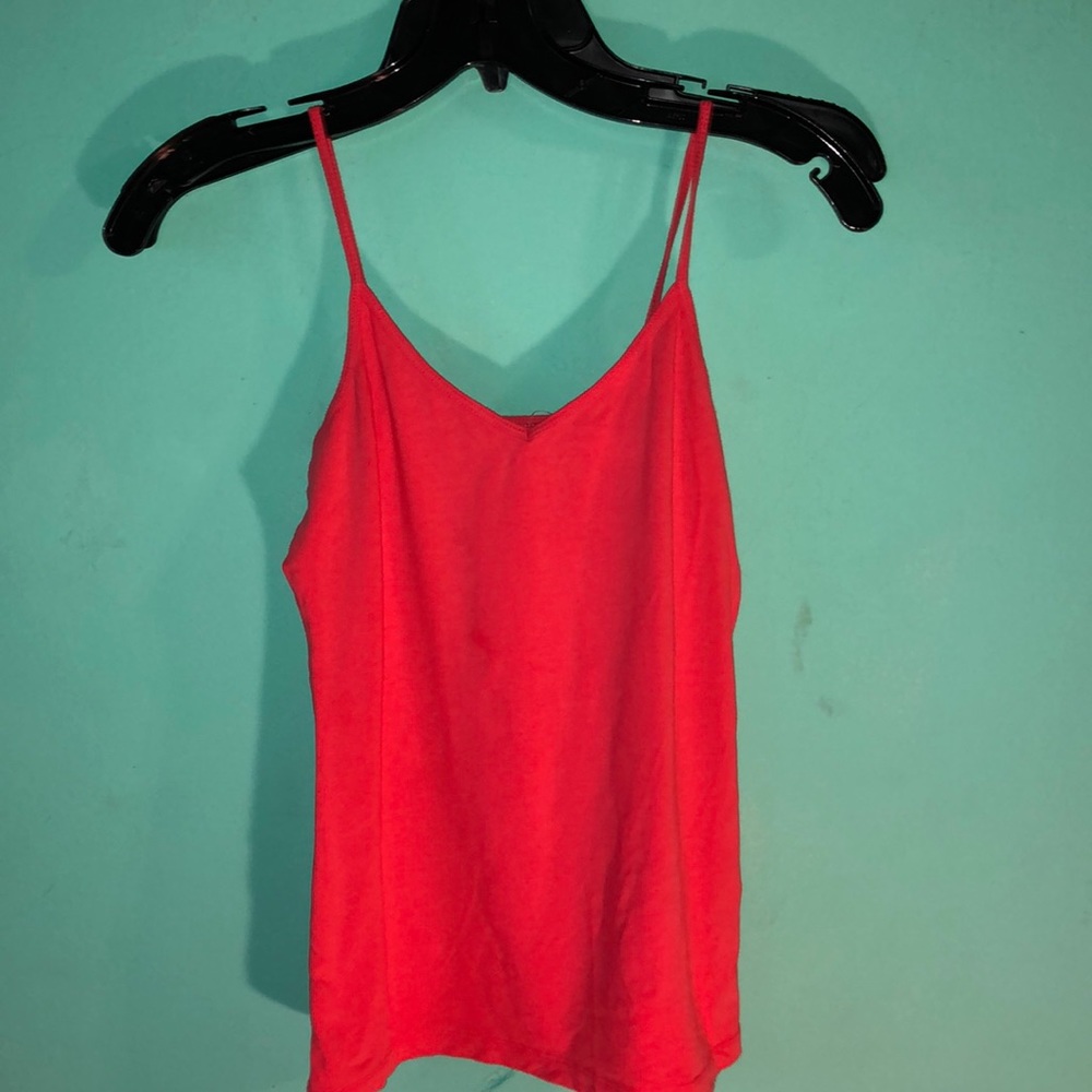 2 tank tops will come together